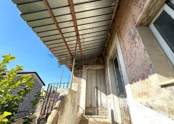 Balcone - Casa indipendente Vicolo Vincenzo Madonna
 
8, Caserta - foto 16