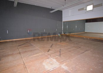 Stanza vuota - Commercial Premises Via Archimede
 
14, Tremestieri Etneo - photo 9