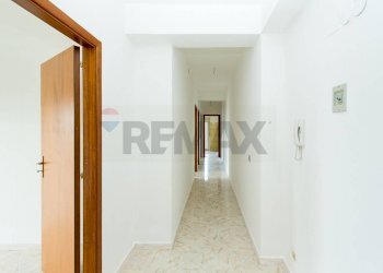 Hall / corridoio - Appartamento VIA MARINA
 
80, Fiumefreddo di Sicilia - foto 6