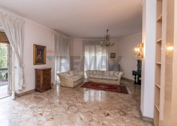 Soggiorno - Appartamento Via Androne
 
27, Catania - foto 1