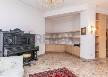 Soggiorno - Appartamento Via Androne
 
27, Catania - foto 5