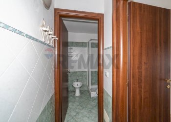 Bagno - Locale Commerciale VIA LENIN
67, Misterbianco - foto 5