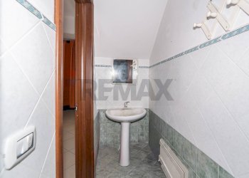 Bagno - Locale Commerciale VIA LENIN
67, Misterbianco - foto 6