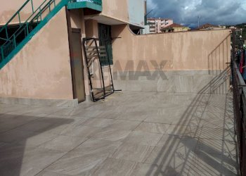 Terrazza - Trilocale via nuoro
 
19, Paterno - foto 5