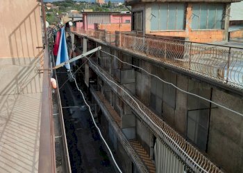 Balcone - Trilocale via nuoro
 
19, Paterno - foto 8