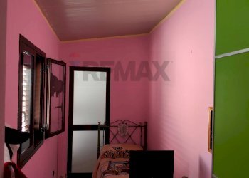 Camera / camera da letto - Trilocale via nuoro
 
19, Paterno - foto 12