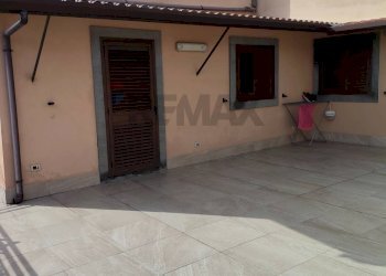 Terrazza - Trilocale via nuoro
 
19, Paterno - foto 33