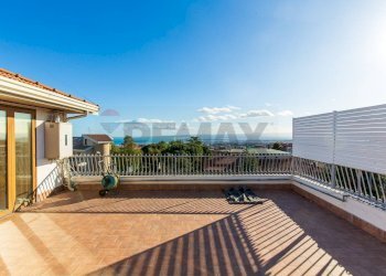 Terrazza - Attico Via San Paolo
 
100, Gravina di Catania - foto 1