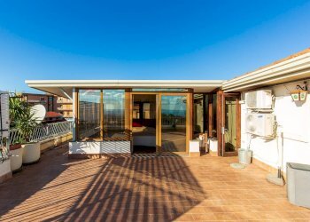 Terrazza - Attico Via San Paolo
 
100, Gravina di Catania - foto 2