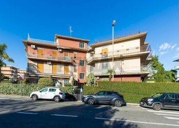 Edificio all\'aperto - Attico Via San Paolo
 
100, Gravina di Catania - foto 32