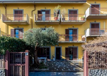 Edificio all\'aperto - Villa a Schiera via carnazza
 
34, Tremestieri Etneo - foto 1