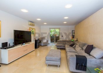 Soggiorno - Villa a Schiera via carnazza
 
34, Tremestieri Etneo - foto 6