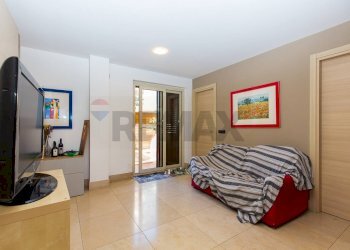 Camera / camera da letto - Villa a Schiera via carnazza
 
34, Tremestieri Etneo - foto 14