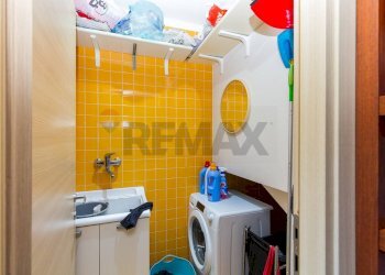 Lavanderia - Villa a Schiera via carnazza
 
34, Tremestieri Etneo - foto 19