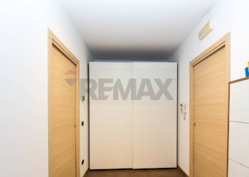 Hall / corridoio - Villa a Schiera via carnazza
 
34, Tremestieri Etneo - foto 33