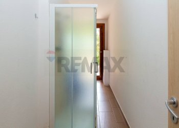 Hall / corridoio - Casa semi indipendente Via Sacerdote Messina
 
10, Aci Sant'Antonio - foto 20