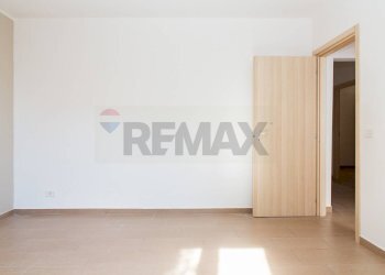 Stanza vuota - Casa semi indipendente Via Sacerdote Messina
 
10, Aci Sant'Antonio - foto 29