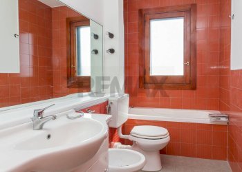 Bagno - Casa semi indipendente Via Sacerdote Messina
 
10, Aci Sant'Antonio - foto 50