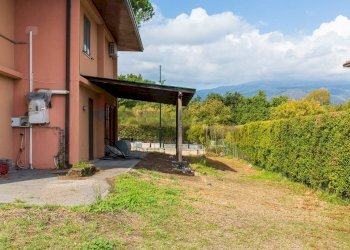 Giardino - Casa semi indipendente Via Sacerdote Messina
 
10, Aci Sant'Antonio - foto 65
