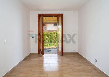 Stanza vuota - Casa semi indipendente Via Sacerdote Messina
 
10, Aci Sant'Antonio - foto 68