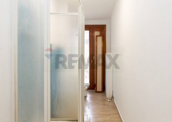 Hall / corridoio - Casa semi indipendente Via Sacerdote Messina
 
10, Aci Sant'Antonio - foto 70