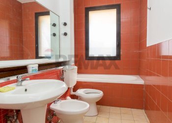 Bagno - Casa semi indipendente Via Sacerdote Messina
 
10, Aci Sant'Antonio - foto 73