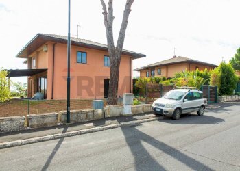 Casa all\'aperto - Casa semi indipendente Via Sacerdote Messina
 
10, Aci Sant'Antonio - foto 78