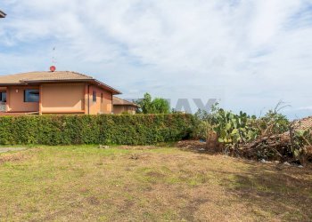 Casa all\'aperto - Casa semi indipendente Via Sacerdote Messina
 
10, Aci Sant'Antonio - foto 82