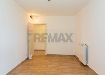 Stanza vuota - Casa semi indipendente Via Sacerdote Messina
 
10, Aci Sant'Antonio - foto 85