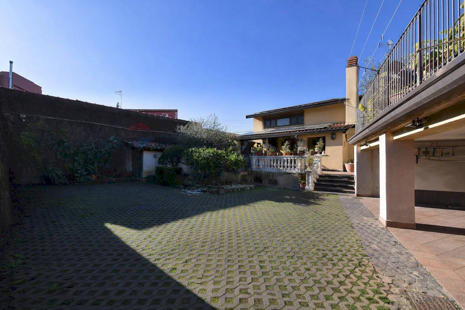 Terrazza - Villa Via Grotta di San Giovanni
 
3-5, Catania - foto 2