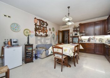 Cucina - Villa Via Grotta di San Giovanni
 
3-5, Catania - foto 16