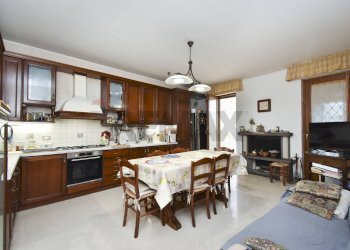 Cucina - Villa Via Grotta di San Giovanni
 
3-5, Catania - foto 18