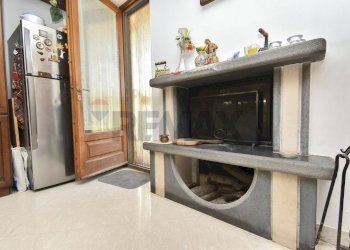 Dettagli - Villa Via Grotta di San Giovanni
 
3-5, Catania - foto 19