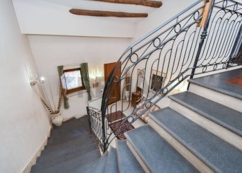 Scale - Villa Via Grotta di San Giovanni
 
3-5, Catania - foto 41