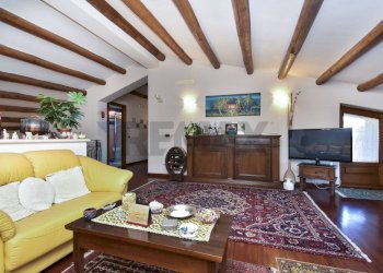 Soggiorno - Villa Via Grotta di San Giovanni
 
3-5, Catania - foto 50