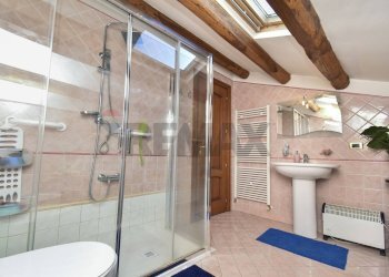 Bagno - Villa Via Grotta di San Giovanni
 
3-5, Catania - foto 53