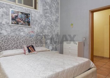 Camera / camera da letto - Trilocale Via Nuoro
 
39, Paterno - foto 2