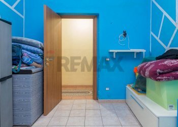 Camera / camera da letto - Trilocale Via Nuoro
 
39, Paterno - foto 9