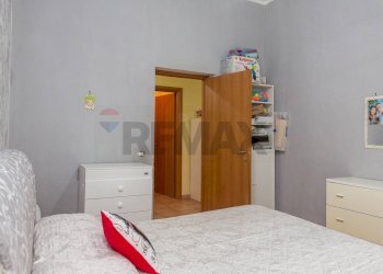 Camera / camera da letto - Trilocale Via Nuoro
 
39, Paterno - foto 11