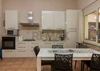 Cucina - Trilocale Via Nuoro
 
39, Paterno - foto 14