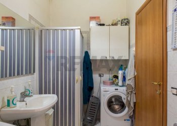 Bagno - Trilocale Via Nuoro
 
39, Paterno - foto 17