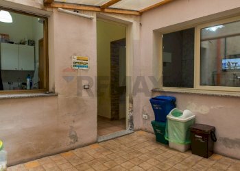 Terrazza - Trilocale Via Nuoro
 
39, Paterno - foto 21