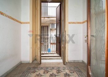 Hall / corridoio - Casa indipendente Via San Giuseppe
 
8/10, Paterno - foto 2