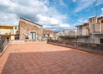 Terrazza - Casa indipendente Via San Giuseppe
 
8/10, Paterno - foto 19