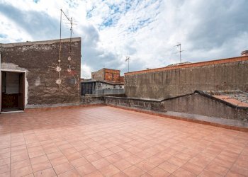 Terrazza - Casa indipendente Via San Giuseppe
 
8/10, Paterno - foto 21