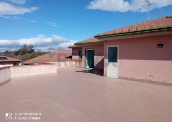 Terrazza - Appartamento via Belpasso
 
35, Camporotondo Etneo - foto 1