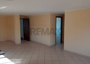 Stanza vuota - Appartamento via Belpasso
 
35, Camporotondo Etneo - foto 13