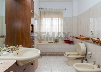 Bagno - Appartamento via serra belvedere
 
21, Misterbianco - foto 17