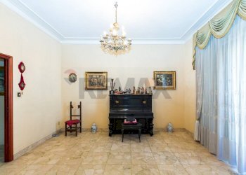 Soggiorno - Appartamento via Nicola Coviello
 
27, Catania - foto 15