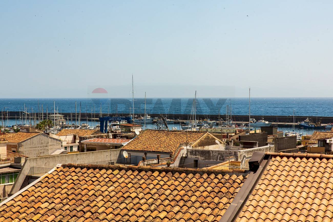 Vista dell\'acqua - Casa indipendente via gramsci
 
283, Riposto - foto 2